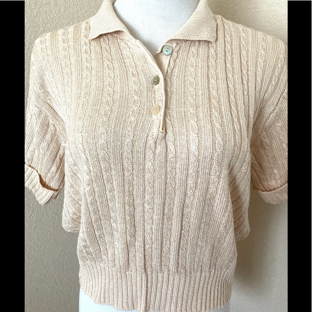 Vintage Knit top: short sleeves, top, 3 buttons front, sporty